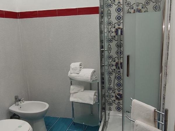 Hotel Ortigia Royal Suite : photo 9 de la chambre suite lit queen-size