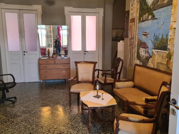 Doukas Hostel Room : photo 8 de la chambre lit dans dortoir mixte de 6 lits