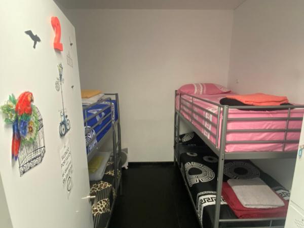 Hostal Madrid Paradise : photo 2 de la chambre lit dans dortoir mixte de 4 lits