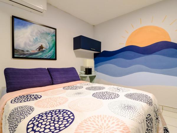 Hostal en El Centro LaKiwa : photo 8 de la chambre chambre double avec salle de bains commune