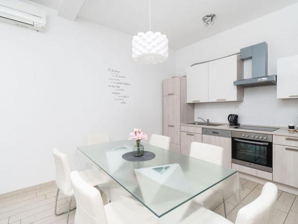 Apartments Grubišić - Šibenik - parking included : photo 4 de la chambre appartement 1 chambre