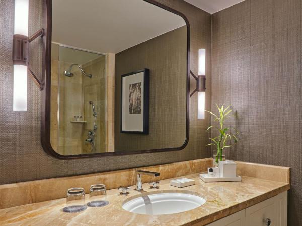 The Whitley, a Luxury Collection Hotel, Atlanta Buckhead : photo 3 de la chambre chambre lit king-size supérieure