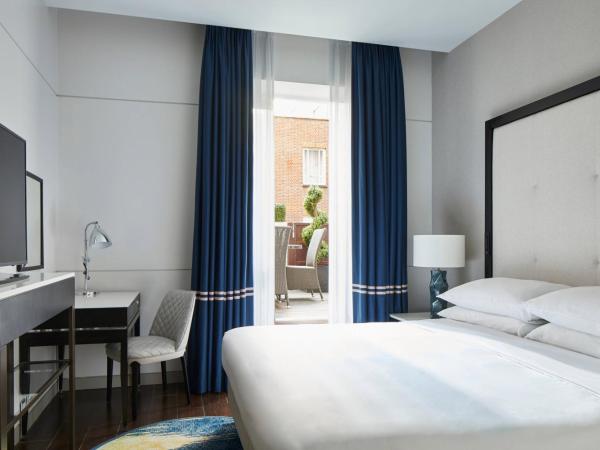 London Marriott Hotel Grosvenor Square : photo 1 de la chambre chambre lit king-size deluxe