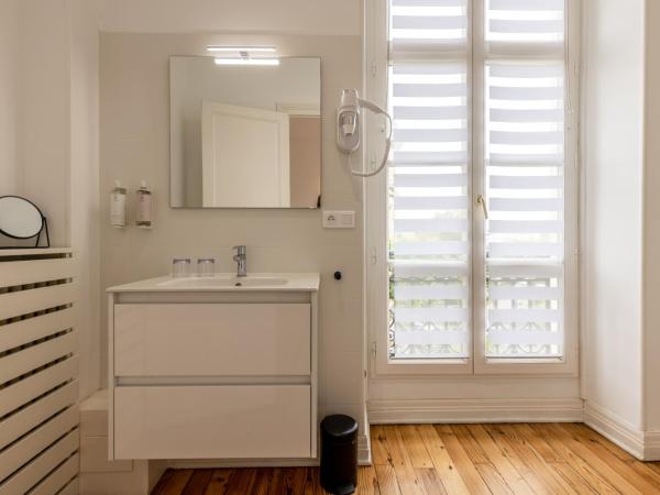 Hôtel & Espace Bien-être La Maison du Lierre : photo 8 de la chambre chambre supérieure plus avec balcon