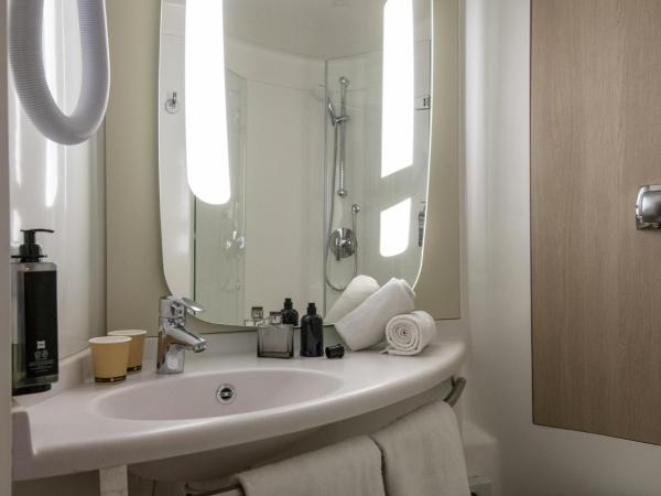 ibis Golfe de Saint-Tropez : photo 3 de la chambre chambre double standard