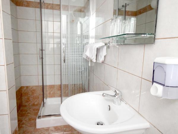 Mirabello Hotel : photo 2 de la chambre ground floor economy twin room