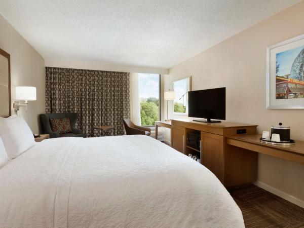 Hampton Inn Atlanta-Buckhead : photo 1 de la chambre chambre lit king-size deluxe - non-fumeurs