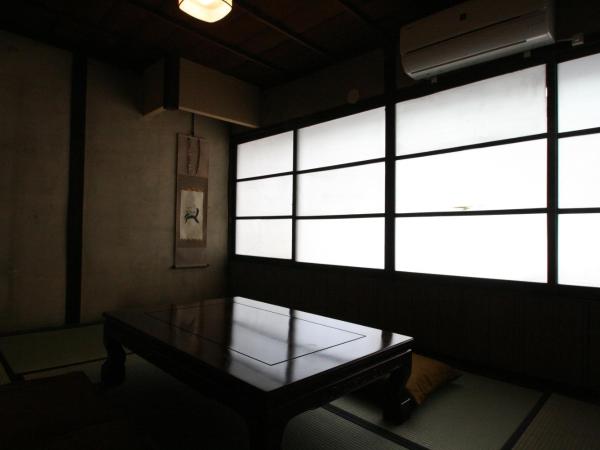 HARUYA Umekoji : photo 7 de la chambre chambre triple de style japonais avec salle de bains commune