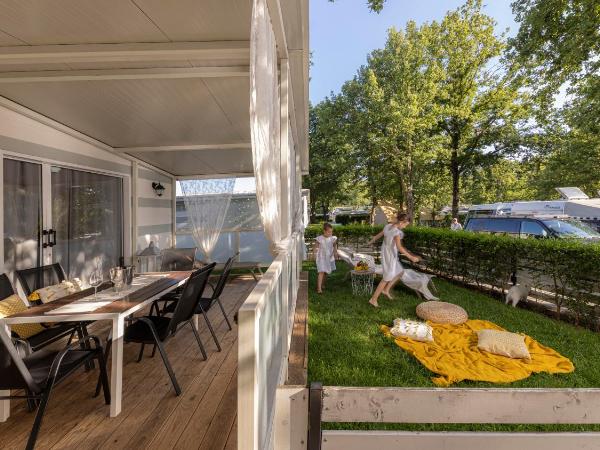 Polidor Camping Resort : photo 3 de la chambre mobile home premium 2 chambres - animaux domestiques admis