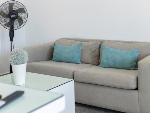 O'Beach Boutique Studios : photo 4 de la chambre chambre double avec balcon