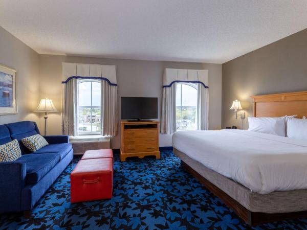 Hampton Inn & Suites Jacksonville Deerwood Park : photo 1 de la chambre suite studio lit king-size avec canapé-lit – non-fumeurs