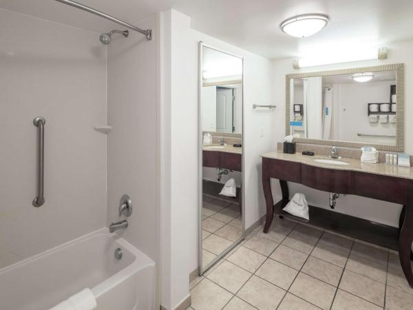 Hampton Inn & Suites Panama City Beach-Pier Park Area : photo 4 de la chambre studio queen avec 2 lits queen-size - non-fumeurs