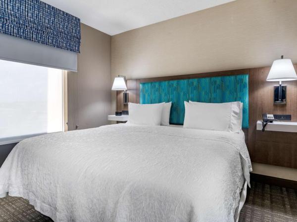 Hampton Inn & Suites Louisville East : photo 4 de la chambre suite studio lit king-size avec canapé-lit – non-fumeurs