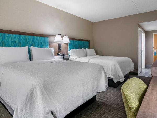 Hampton Inn & Suites Louisville East : photo 1 de la chambre chambre 2 lits queen-size - non-fumeurs