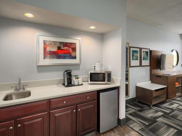 Hampton Inn Louisville Northeast : photo 3 de la chambre suite studio lit king-size - non-fumeurs