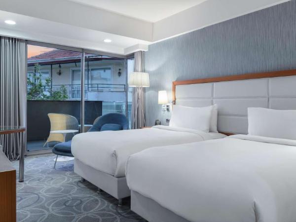 DoubleTree by Hilton Kusadasi : photo 1 de la chambre chambre lits jumeaux