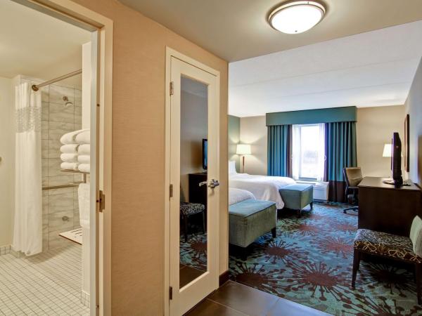 Hampton Inn by Hilton Toronto Airport Corporate Centre : photo 1 de la chambre chambre 2 lits queen-size - accessible aux personnes à mobilité réduite - non-fumeurs