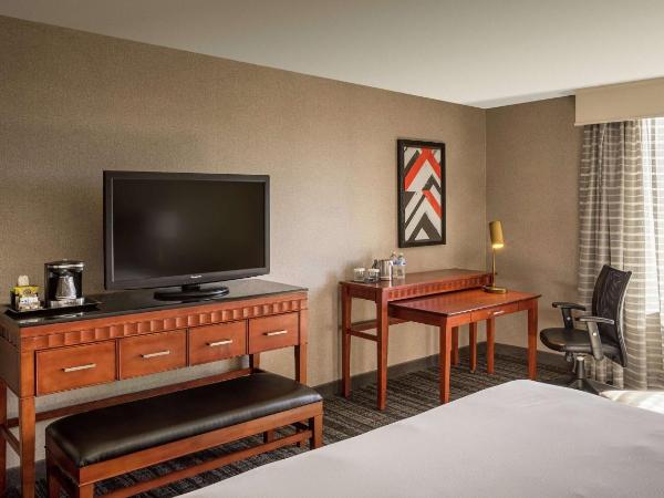 DoubleTree by Hilton Dallas Near the Galleria : photo 1 de la chambre chambre lit king-size - non-fumeurs