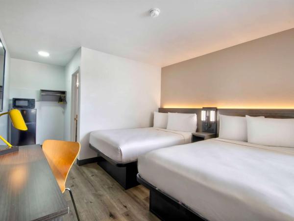 Motel 6-Austin, TX - North : photo 1 de la chambre chambre quadruple deluxe