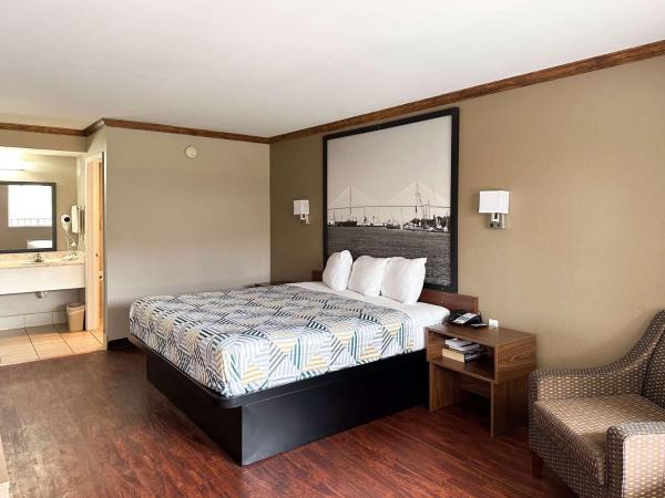 Motel 6 Atlanta GA Atlanta Airport East : photo 5 de la chambre chambre lit king-size - non-fumeurs