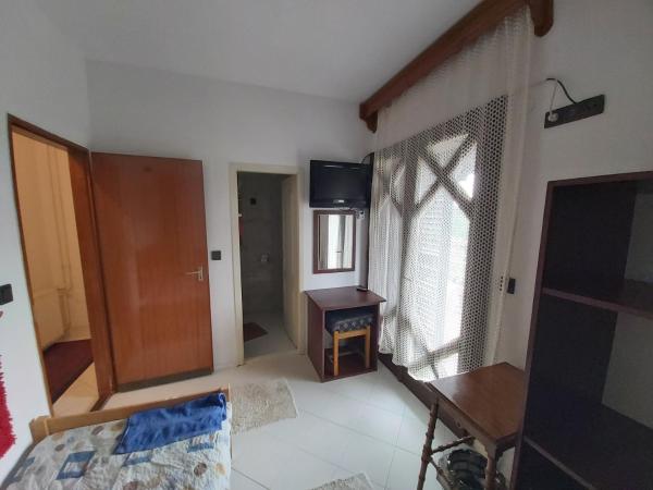 Valcsics Villa Panzió : photo 2 de la chambre chambre simple avec balcon