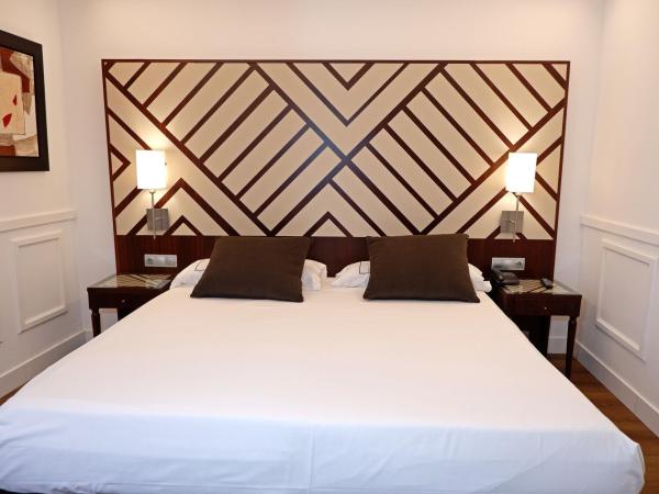 Hotel Boutique Atrio : photo 7 de la chambre chambre double supérieure (1-2 adultes)