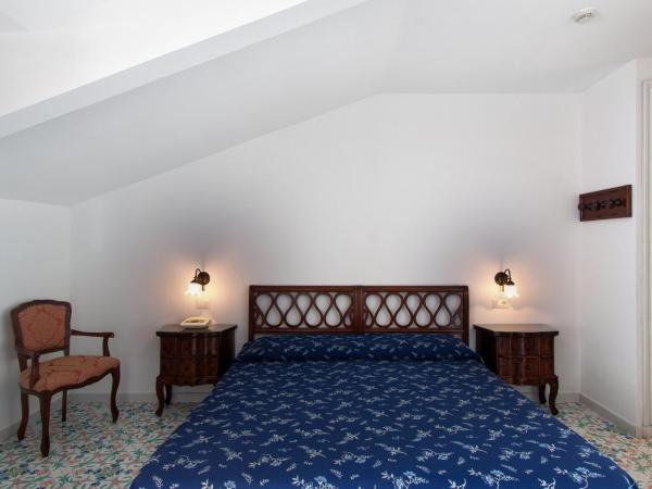 Hotel Metropole : photo 4 de la chambre chambre double - vue sur mer