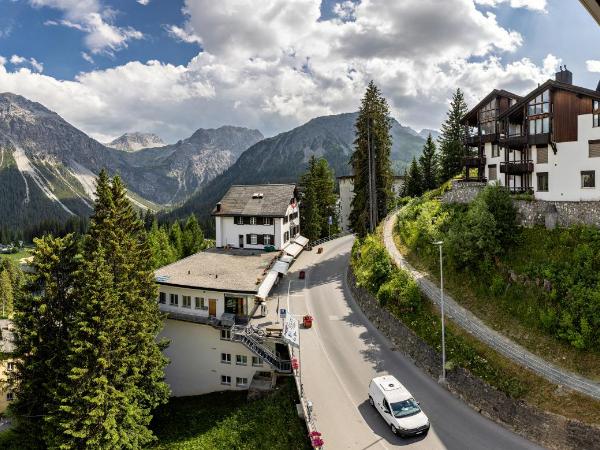 Pension Arosa - Self Check-In : photo 3 de la chambre chambre familiale