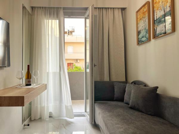 B&K ROOMS : photo 1 de la chambre appartement avec balcon