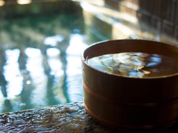 Hotel Yuraku Kyo-yasaka : photo 5 de la chambre japanese twin room with open-air japanese blue stone bath type d - non-smoking (2nd floor)