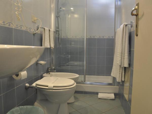 Hotel Esperia : photo 5 de la chambre chambre double supérieure - vue sur mer