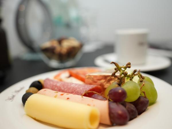 Hotel Attaché an der Messe : photo 2 de la chambre chambre double Économique