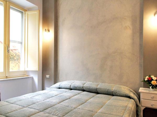 All'Operetta di Cagliari : photo 2 de la chambre chambre deluxe double ou lits jumeaux