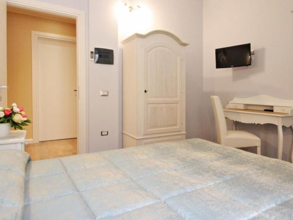 All'Operetta di Cagliari : photo 10 de la chambre chambre deluxe double ou lits jumeaux