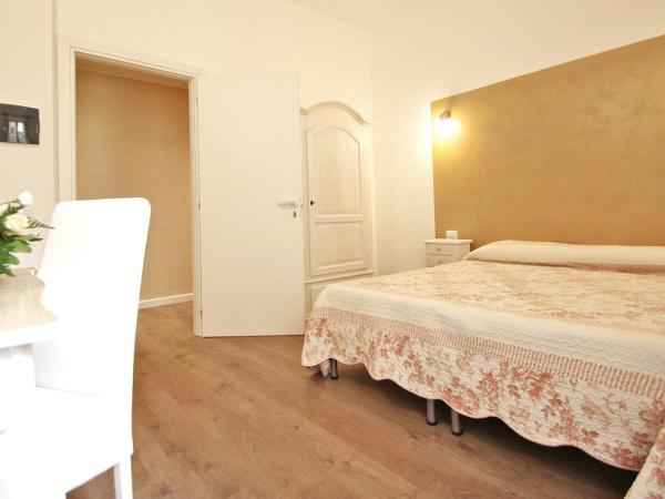 All'Operetta di Cagliari : photo 6 de la chambre chambre deluxe double ou lits jumeaux