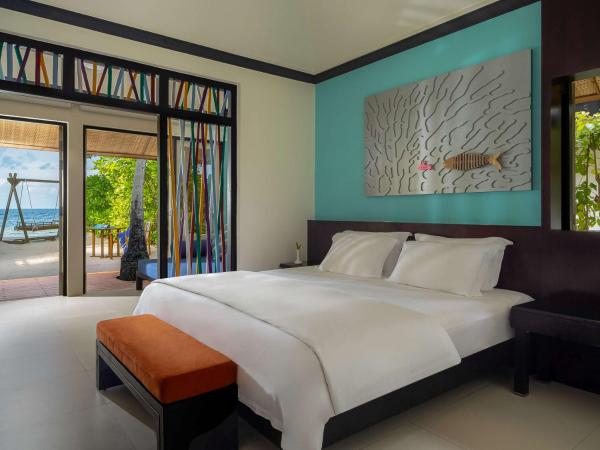Dhawa Ihuru - with Free Transport : photo 4 de la chambre beachfront jet pool villa with free transfer for minimum 3 nights for 2 pax valid until 31st october 2024