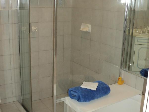 Glenelg Sea-Breeze : photo 1 de la chambre chambre double