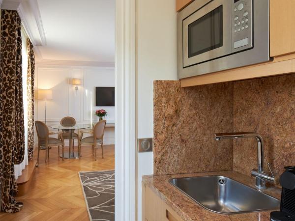 Majestic Hotel Spa - Champs Elysées : photo 4 de la chambre suite avec terrasse