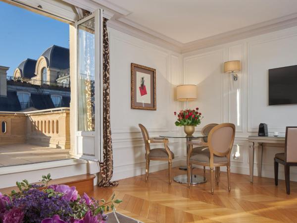 Majestic Hotel Spa - Champs Elysées : photo 3 de la chambre suite avec terrasse