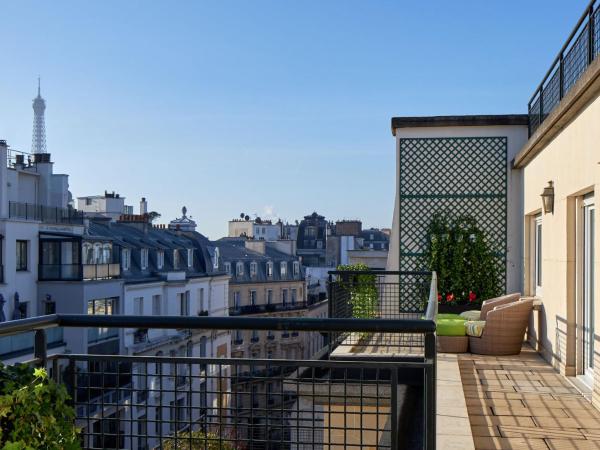 Majestic Hotel Spa - Champs Elysées : photo 2 de la chambre suite terrasse tour eiffel
