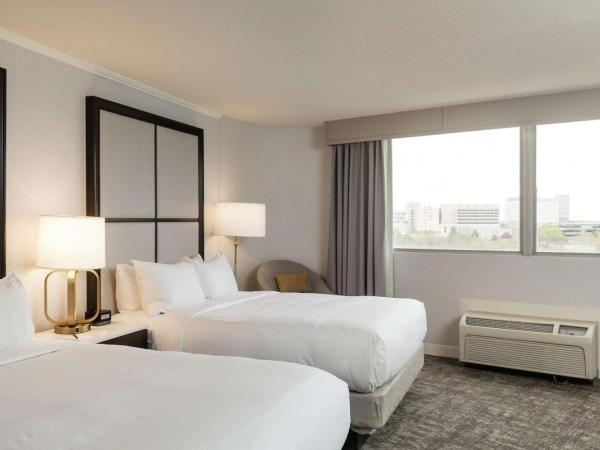 Hilton Chicago/Oak Lawn : photo 3 de la chambre chambre double avec 2 lits doubles - non-fumeurs