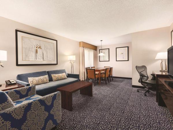 Embassy Suites by Hilton Louisville East : photo 2 de la chambre suite lit king-size exécutive - non-fumeurs