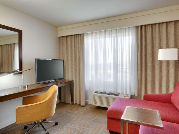 Hampton Inn Salt Lake City Central : photo 2 de la chambre chambre de luxe avec lit king-size et canapé-lit - non-fumeurs