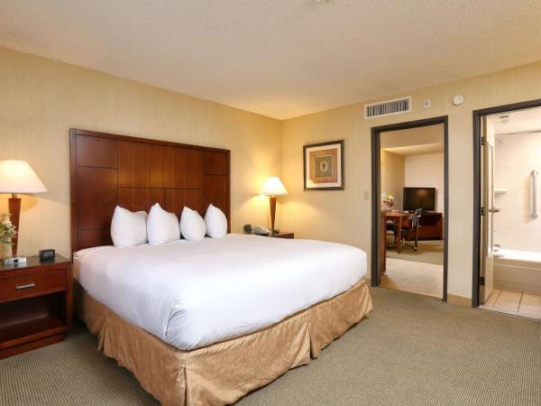 DoubleTree Suites by Hilton Tucson Airport : photo 2 de la chambre two-bedroom deluxe king suite - non-smoking