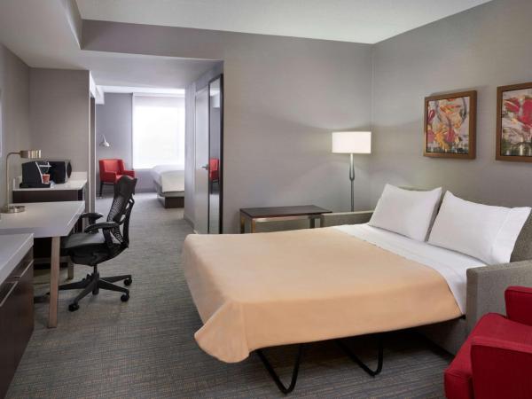 Hilton Garden Inn Toronto Airport West/Mississauga : photo 2 de la chambre suite 1 chambre lit king-size