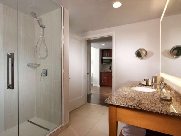 Hilton Grand Vacations Club Las Palmeras Orlando : photo 9 de la chambre suite plus lit king-size avec canapé-lit