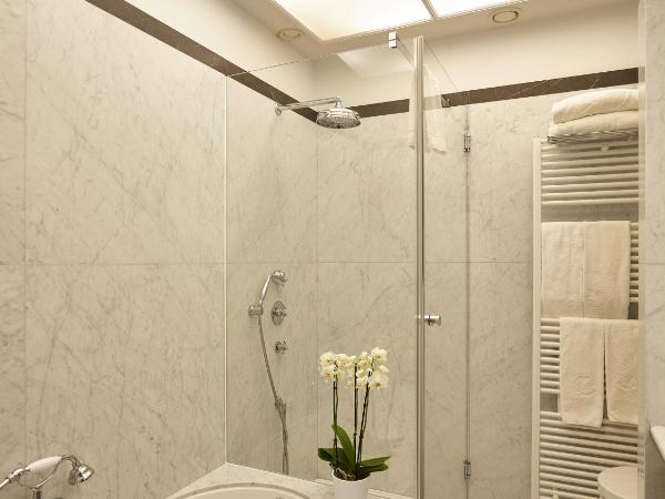 De Tuilerieën - Small Luxury Hotels of the World : photo 5 de la chambre chambre exécutive