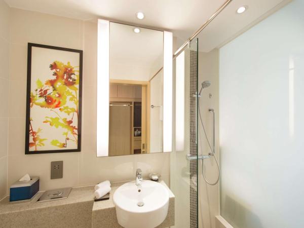 Hilton Garden Inn Singapore Serangoon : photo 1 de la chambre chambre lit king-size