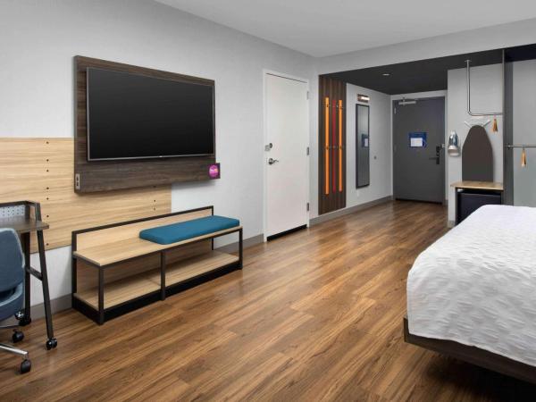 Tru By Hilton Nashville Downtown Convention Center : photo 1 de la chambre chambre lit king-size - pour personnes malentendantes