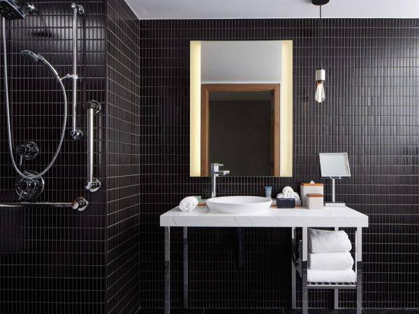 The Sound Hotel Seattle Belltown, Tapestry Collection : photo 4 de la chambre chambre lit king-size - accessible aux personnes à mobilité réduite